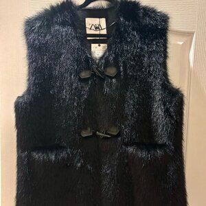 NWT ZARA Faux Fur Vest